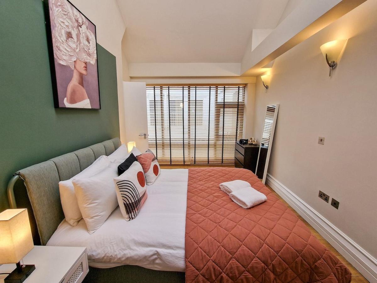 Luxury Piccadilly Duplex Flat By City Superhost Манчестър Екстериор снимка